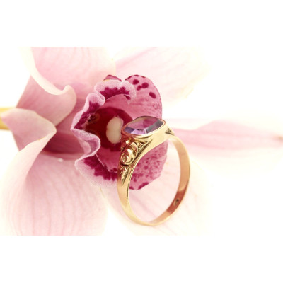 Rakousko-uherský zlatý prsten s ametystem