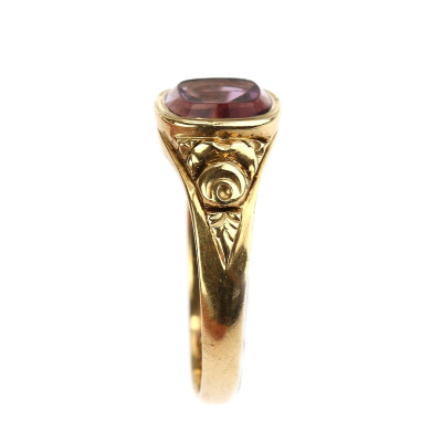 Rakousko-uherský zlatý prsten s ametystem
