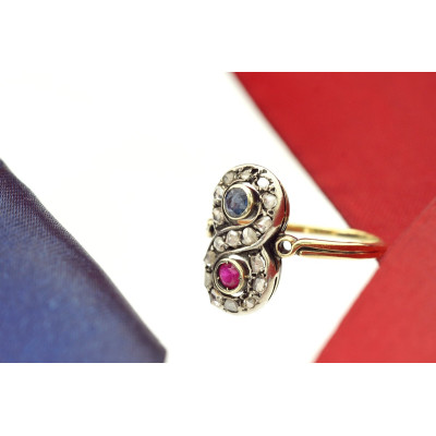 Zlatý prsten s drahými kameny - kolem roku 1930