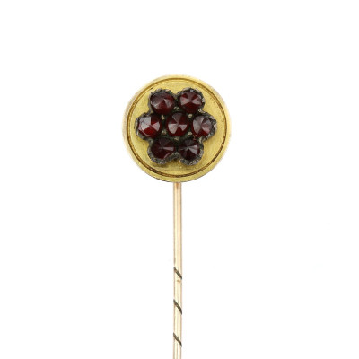 Gold stick pin with Bohemian garnets