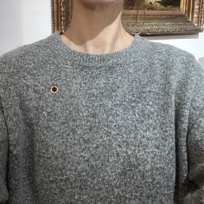 Gold stick pin with Bohemian garnets