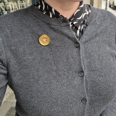 Viktoriánská zlatá brož s briliantem a perličkami