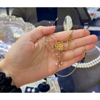 Secesní koliér s říčními perličkami