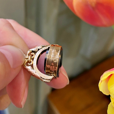 Rakousko-uherský zlatý přívěs s intaglií