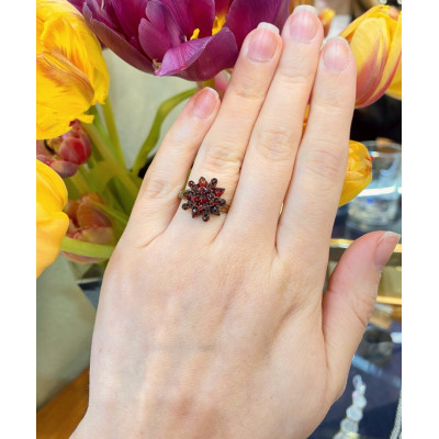 Granátový prsten - Čechy, poslední třetina 19. století