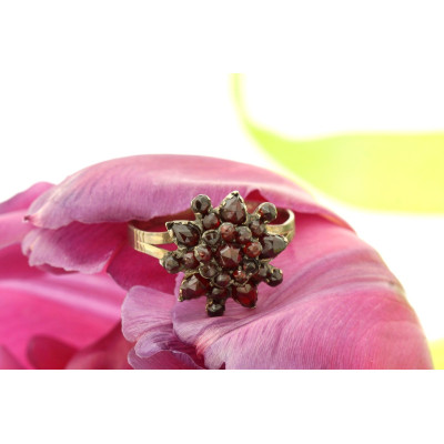 Granátový prsten - Čechy, poslední třetina 19. století