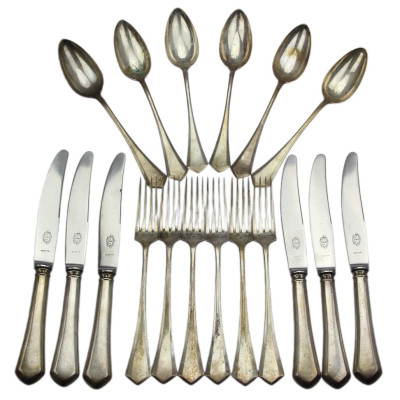 Silver cutlery for 6 persons