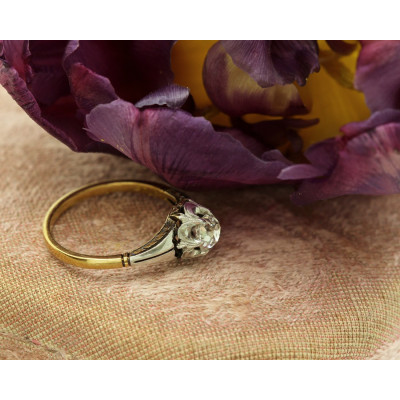 Prvorepublikový prsten s diamantem 0,52 ct