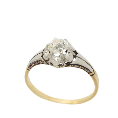 Gold ring with a diamond 0.52 ct