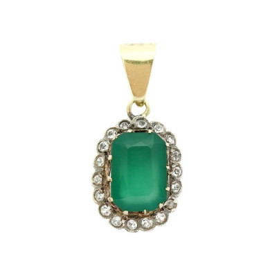 Gold pendant with chrysoprase, diamonds, and leucosapphires