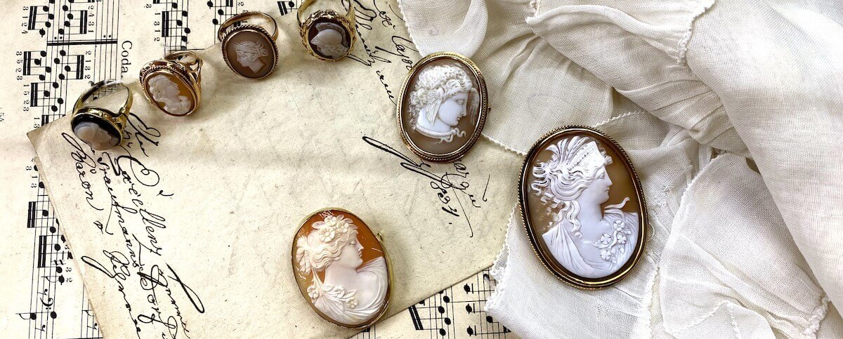 Kameje - brože a prsteny