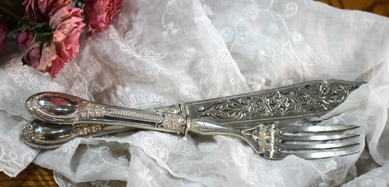 Stříbrné příbory
