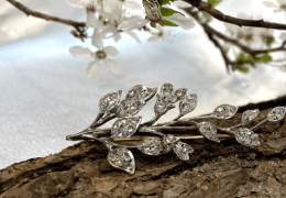 The Eco-Friendly Charm of Antique Jewellery