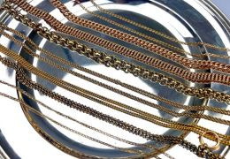 News from the Antique Jewellery Market: Trends, Value & Sustainability