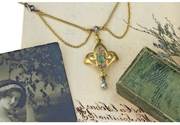 Jeden den v životě šperků – jak se o ně starat, aby vydržely krásné